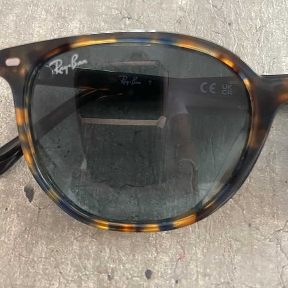 Ray-Ban Tortoise and Blue Sunglasses - Picture 2 of 4
